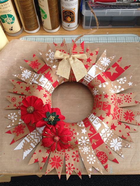Christmas decorations crafts are the homemade decorations you make during the christmas holidays. Polystyrene ring covered with 23-24 3 strips of Hobby ...