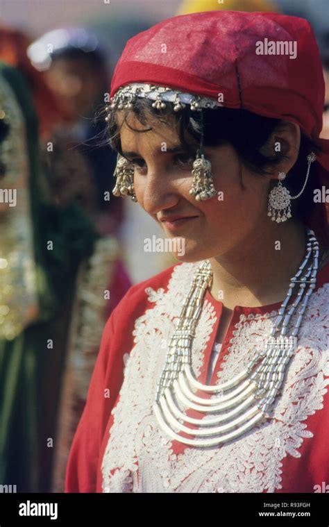 Kashmiri Dress Hi Res Stock Photography And Images Alamy
