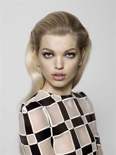 Sean Seng Editorial Model Face Daphne Groeneveld Fashion Pictures