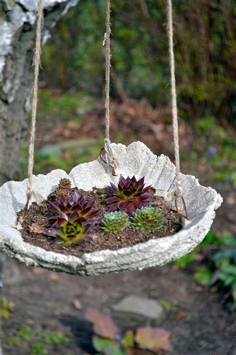 It is cheap and very easy to get. DIY Concrete Garden Decor That Will Steal The Show For Sure