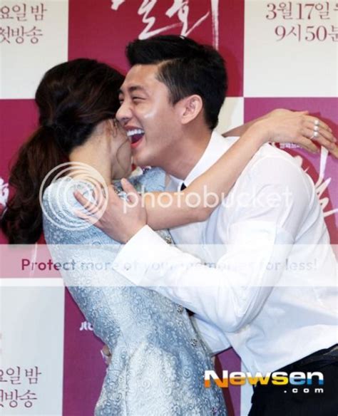 Secret Love Affairs Leads Cozy Up For Press Conference Dramabeans