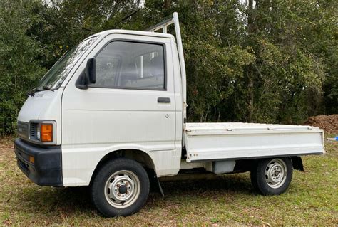 1993 Daihatsu HiJet Scissor Lift Kei Truck JDM Registered And Titled In