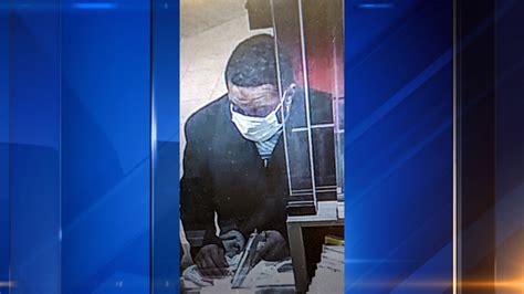 Chicago Bank Robbery Today Byline Bank Robbed By Armed Suspect Wearing