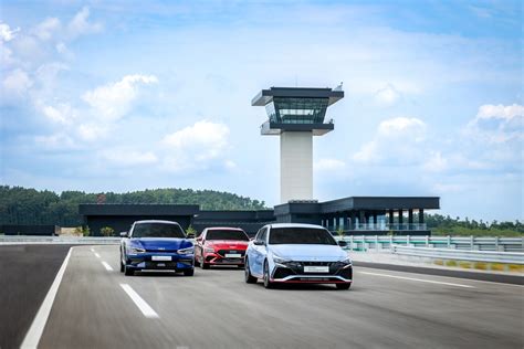 Hyundai Opens Asias Largest Driving Center In Skorea Ked Global