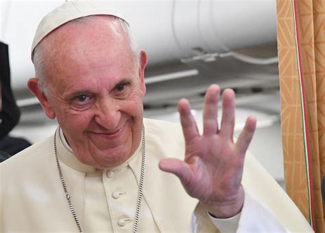 Pope Francis Urges Pastoral Care For Transgender People Draws Line Between Ministry And