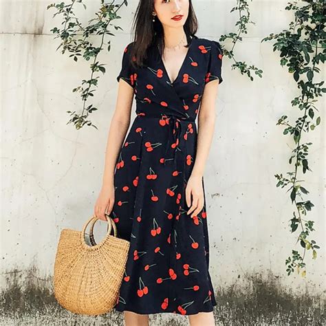 2018 Summer Dress Knee Length Dress Vintage Cherry Print Flower Red Beach Dress V Neck Sexy