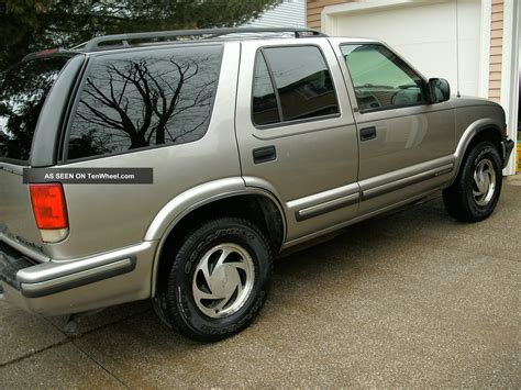 1999 Chevrolet Blazer Base Sport Utility 4 Door 4 3l