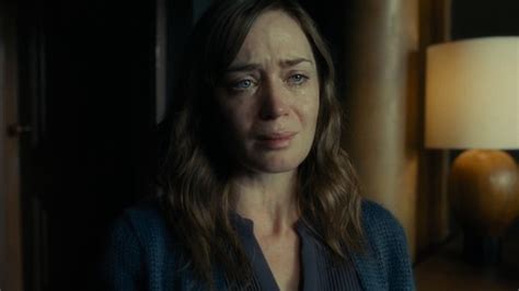Emily Blunt On Looking Awful In Girl On The Train Cnn