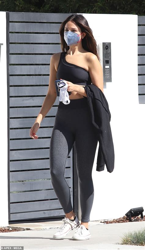 Eiza Gonzalez Stuns In Skin Tight Leggings And One Shoulder Sports Bra