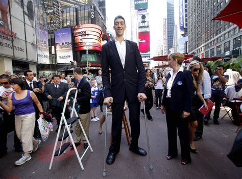 High Noon Worlds Tallest Man The Spokesman Review