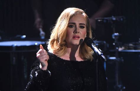 Adele Promete Fazer Show No Brasil Durante Apresentação Em Amsterdã