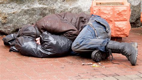 Government Reports Decline In Number Of Homeless