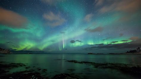 Green Northern Lights Night Sky Ultra Hd Desktop Background Wallpaper Images And Photos Finder