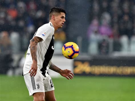 Cancelo has been placed in isolation and portugal's coach. João Cancelo could leave Juventus after Allegri fallout