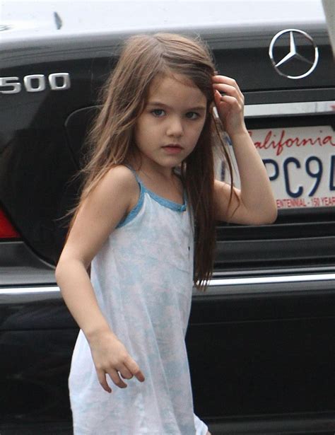 Suri Cruise Is A Long Haired Cutie Suri Cruise Photo 16412958 Fanpop