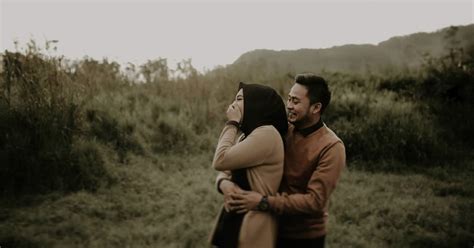 Bukan bermakna jodoh untuk memilikinya. Lelaki Ini Kongsi 7 Tanda Suami Sayang Sangat Pada Isteri ...