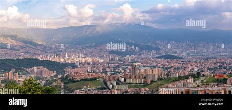 Medellin Colombia Downtown Hi Res Stock Photography And Images Alamy