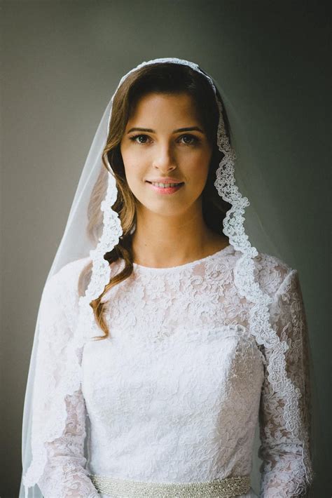 A Brides Veil Can Make Or Break A Look This Collection Of Different