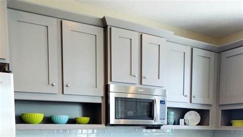 It adds beauty and elegance. Shaker Cabinets With Crown Molding Mycoffeepot Org