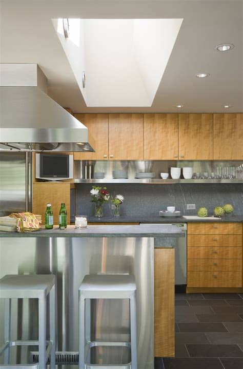 Earlier, when we wrote a post on indian kitchen design ideas for your home, we knew that a separate post on ideas for modern kitchen design had to follow soon. What Is the 10 X 10 Kitchen?