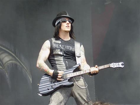 Avenged Sevenfold Songs And Lyrics Synyster Gates