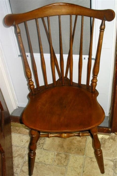 The seats can be trimmed to the exact size and dyed or painted. Vintage Kling Colonial Solid Wood Spindle Windsor Style ...