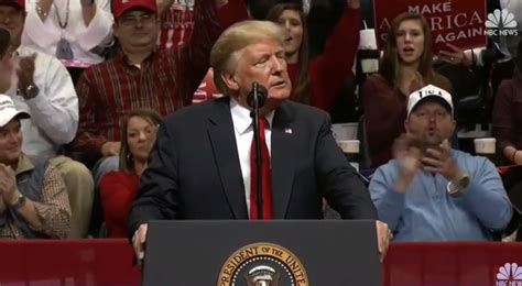 Trump Snaps And Humiliates Himself On Video During Sunday Night Rally