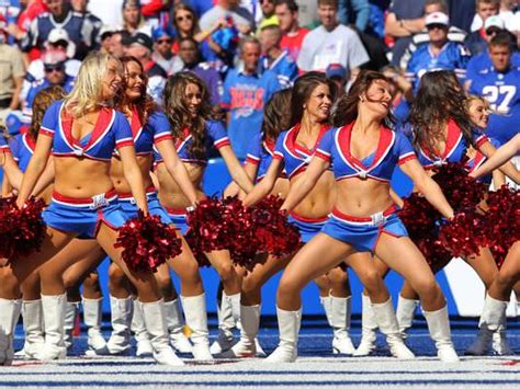 Buffalo Bills Ex Cheerleaders File Lawsuit Against Bills Canada Journal News Of The World