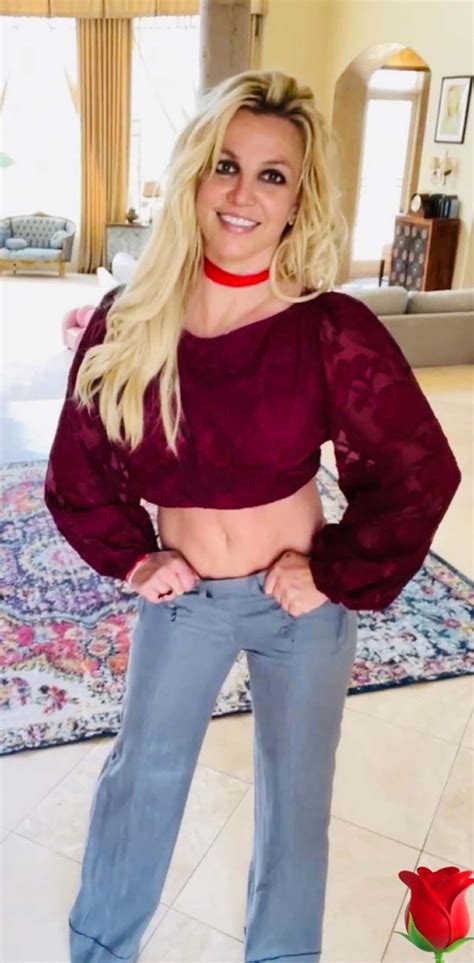 Britney Spears Fits Into Low Rise Jeans After Two Decades Us Weekly