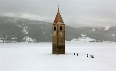 Lake Reschen South Tyrol Italy The Reservoir Submerged Two Villages