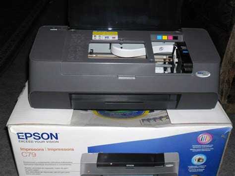Il s'agit d'une imprimante multifonctions, la partie imprimante possède une résolution jusqu'à 5 760 x 1 440 dpi, elle utilise des cartouches 4 couleurs d'encre durabrite ultra. PILOTE EPSON STYLUS C79 DRIVER DOWNLOAD
