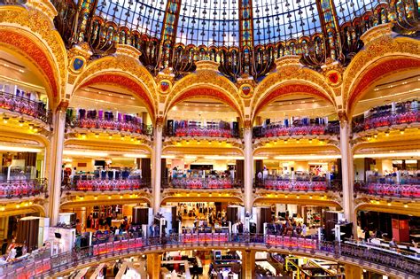 Das Pariser Kaufhaus Les Galeries Lafayette Paris 360°