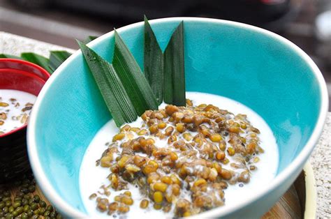 Berikut ini resep dan cara membuat bubur kacang hijau yang enak dan mudah: Mungbonen pap - Bubur Kacang Hijau - Authentiek ...