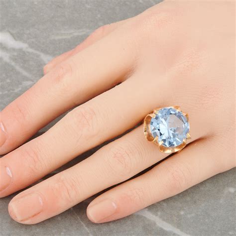 Second Hand 18ct Gold Large Blue Topaz Ring Rh Jewellers