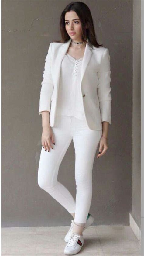 Sana Javed Looks Stunning In White For Mvlu Promotions Beautiful