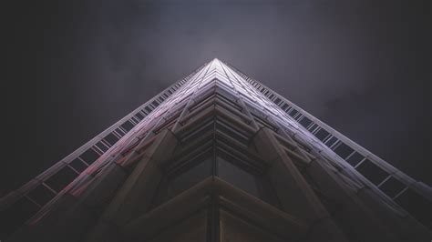 Modern Skyscraper 4k Wallpapers Hd Wallpapers Id 26249