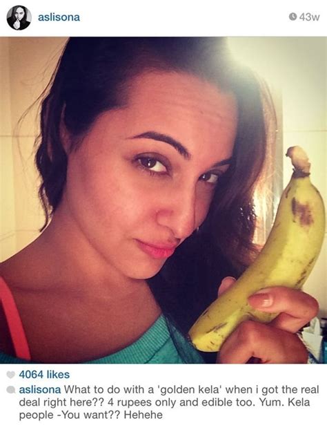 Why Is Sonakshi Sinha So Addicted To Social Media Here Are 15 Possible Reasons Scoopwhoop