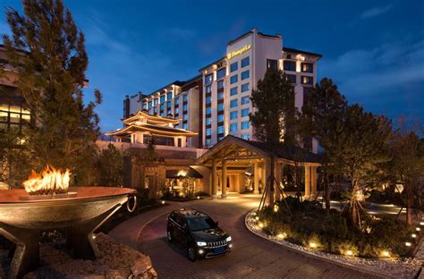 Shangri La Resort Hotel Reviews And Room Rates