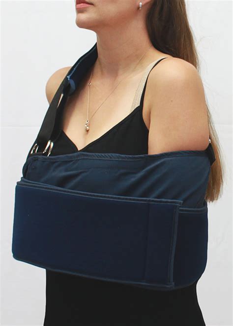 Shoulder Immobilizers And Slings Universal Arm Sling With Swath