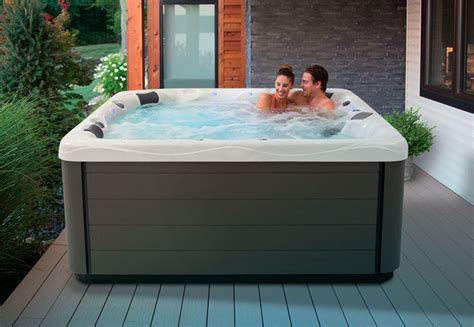 Premium Line Of Hot Tubs Save 40 60 Off Today The Hot Tub Store