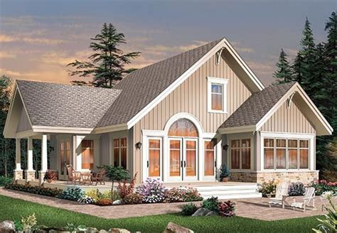 Rear View Of Plan 3945 Yellow Country Cottage House Plans Farmhouse