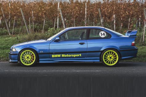 The bmw e36 is the third generation of the bmw 3 series range of compact executive cars, and was produced from 1990 to 2000. BMW M3 E36 von Cornelius: Was sonst? - TRACKTOOLS