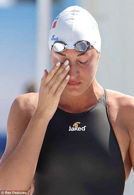 Top Italian Swimmer Is Disqualified Because Of Wardrobe Malfunction 5