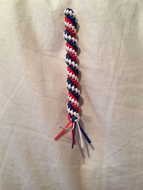 How to start a lanyard with three strings. Pin on Jewelry - Beads