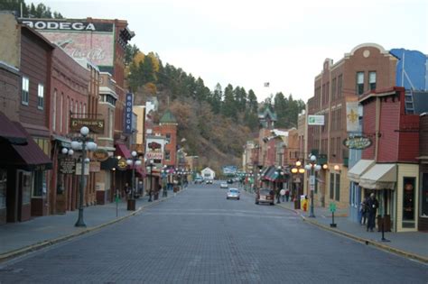 10 Best Small Towns In South Dakota