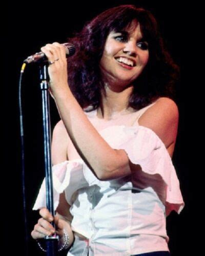 Linda Ronstadt Live In Concert X Glossy Photo Collectables Rfe Ie
