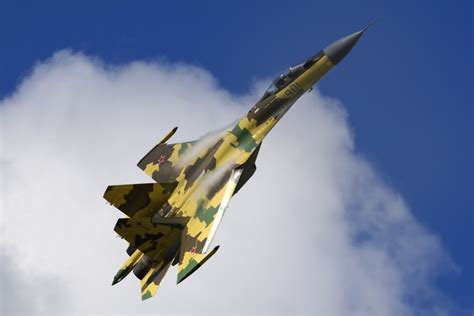Russian Su 33 Crashed In The Mediterranean While Attempting To Land On