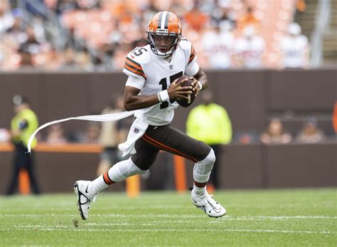 Cleveland Browns Are Bringing Back Qb Josh Dobbs On A One Year Deal