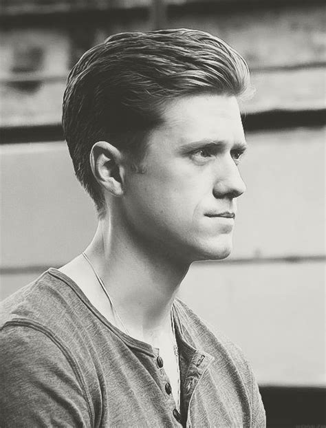 Aaron Tveit What A Babe Most Beautiful Man Gorgeous Men Hot Actors