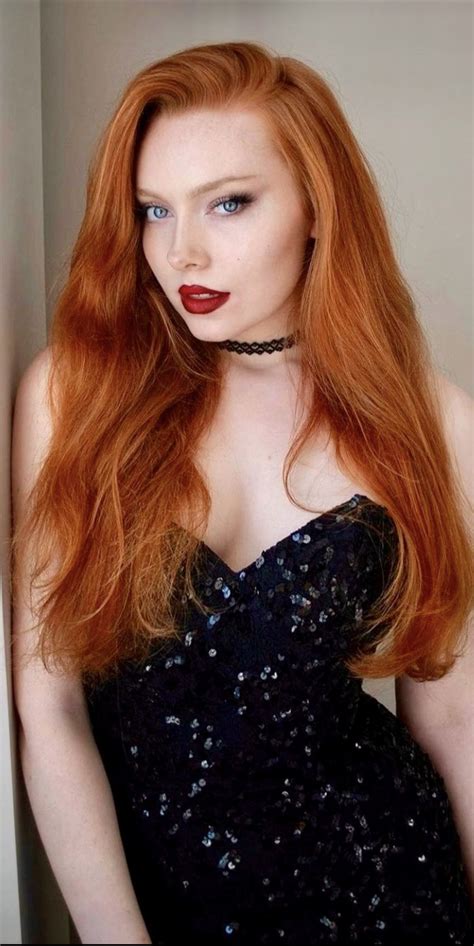 Pin By Conqueredlife On 𝔽𝔸𝕊ℂ𝕀ℕ𝔸𝕋𝕀ℕ𝔾 Beautiful Long Hair Ginger Girls Fashion